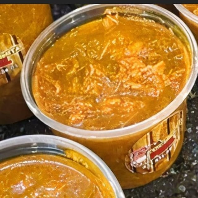 1 Liter of Cochinita Pibil/Cochinita Por Litro.
