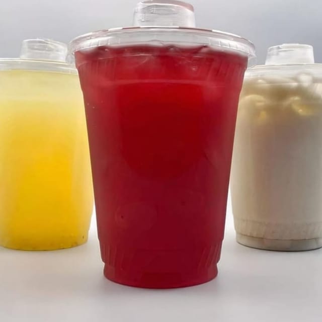 Aguas frescas(Jamaica,piña,Horchata..