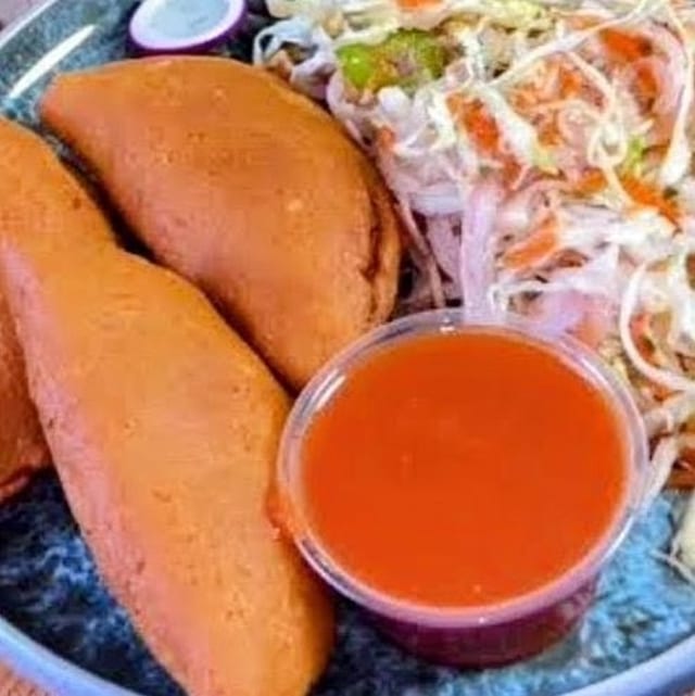 Pastelitos Salvadoreños De Carne.